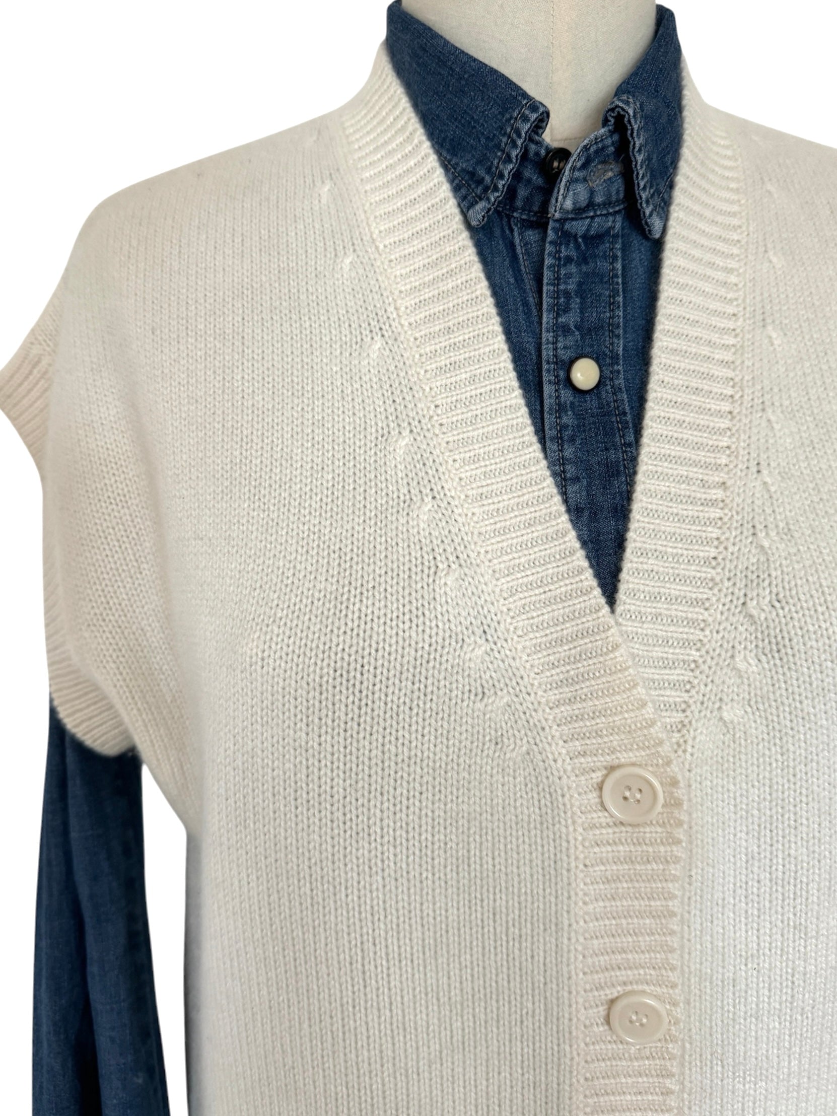 GILET SANS MANCHES 100% CACHEMIRE 6 FILS L/81