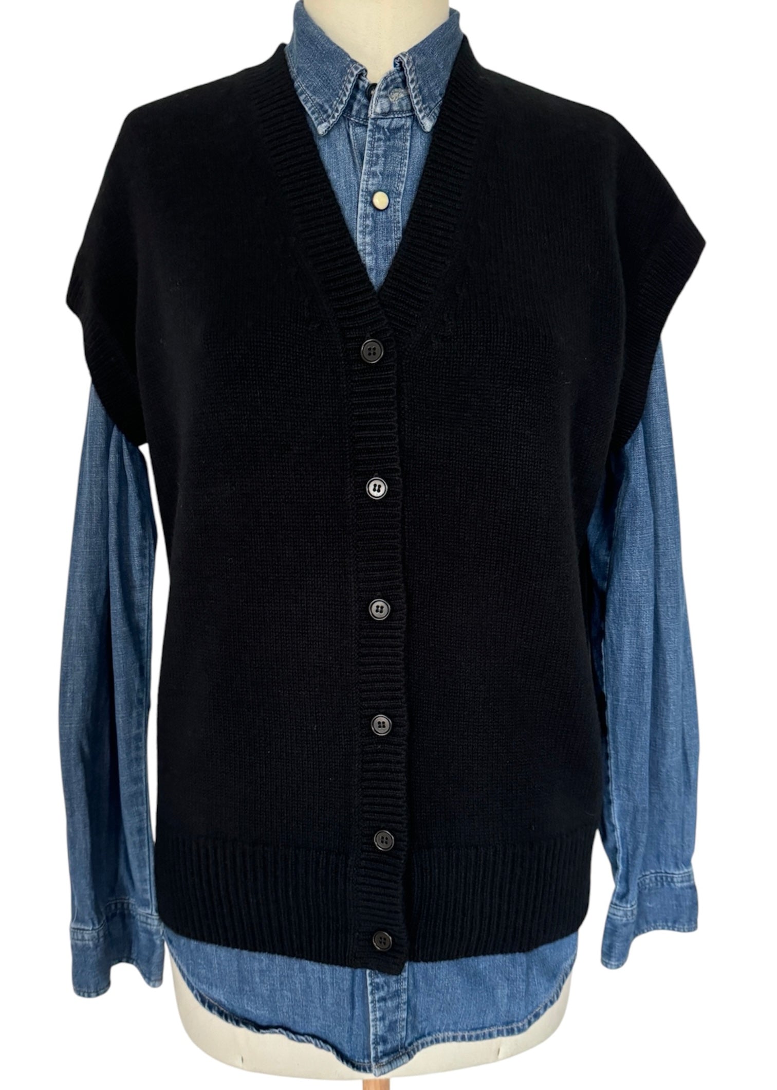 GILET SANS MANCHES 100% CACHEMIRE 6 FILS L/81