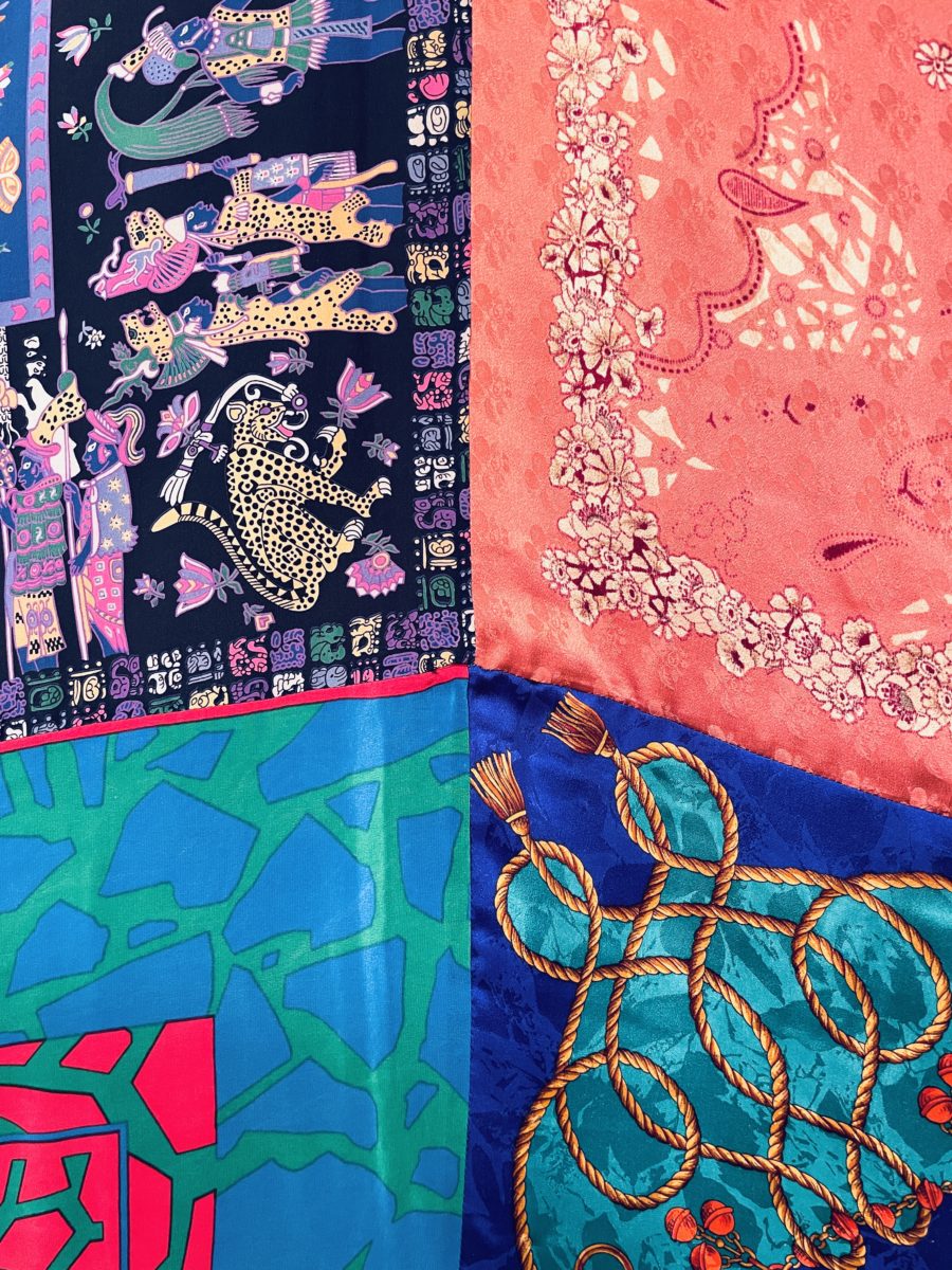 GRAND FOULARD - 100% soie - Pièce unique