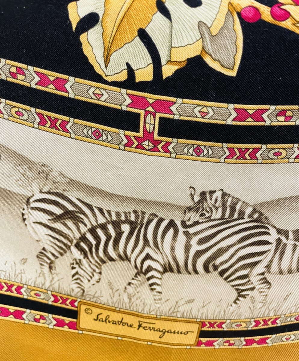 GRAND FOULARD - 100% soie - Pièce unique