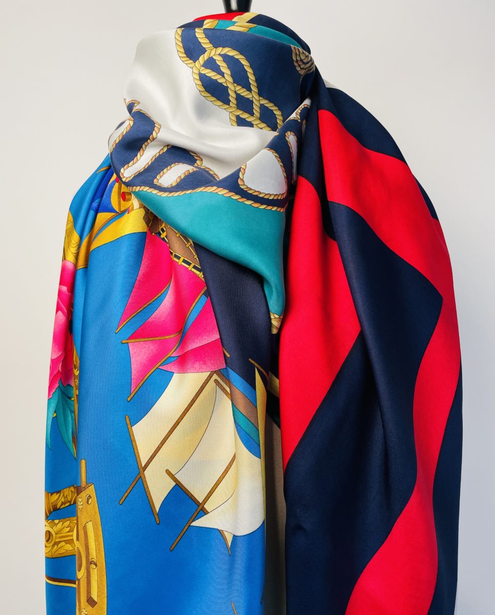 GRAND FOULARD - 100% soie - Pièce unique